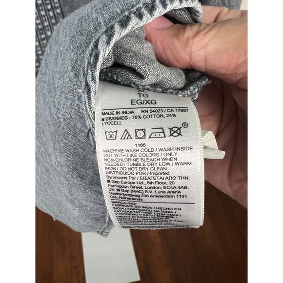 Gap Black Denim Wash Pleated Rhinestone Button Collared Blouse NWOT XL - Picture 6 of 8